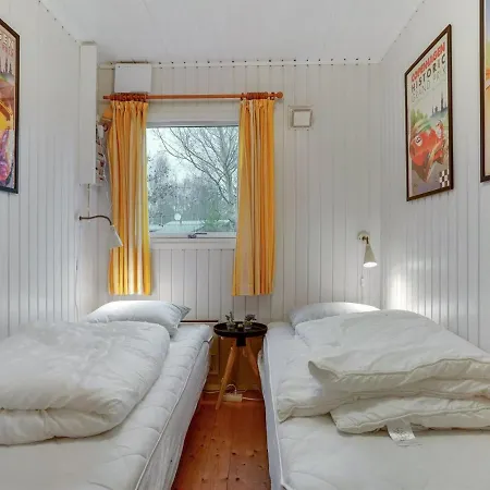 Holiday home Norell - 800m From The Sea In Djursland And Mols By Interhome