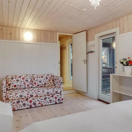 Norell - 800m From The Sea By Interhome Feriehus *